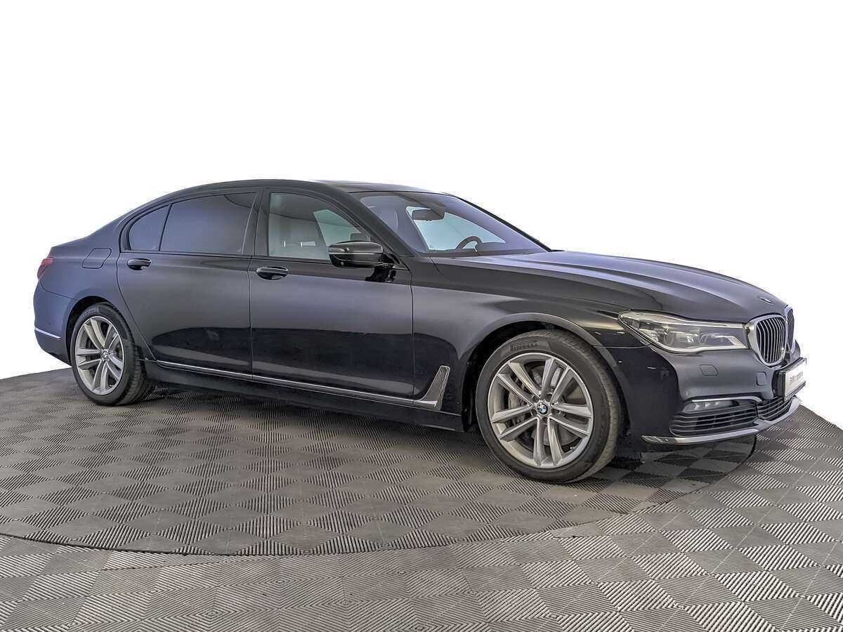 BMW 7 серии с пробегом — 2017 год. Фото: #2