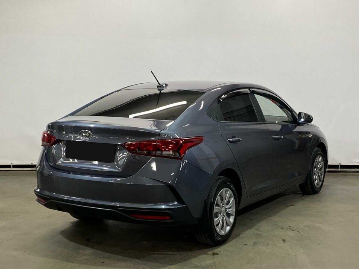 Hyundai Solaris с пробегом — 2022 год. Фото: #4
