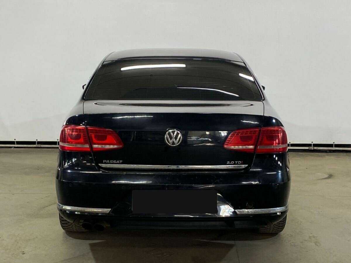 Volkswagen Passat с пробегом — 2012 год. Фото: #5