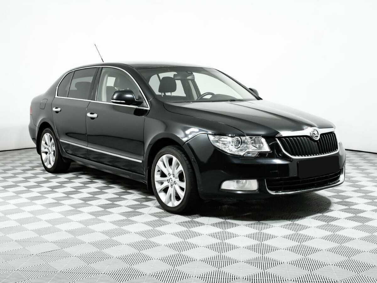 Skoda Superb с пробегом — 2009 год. Фото: #2