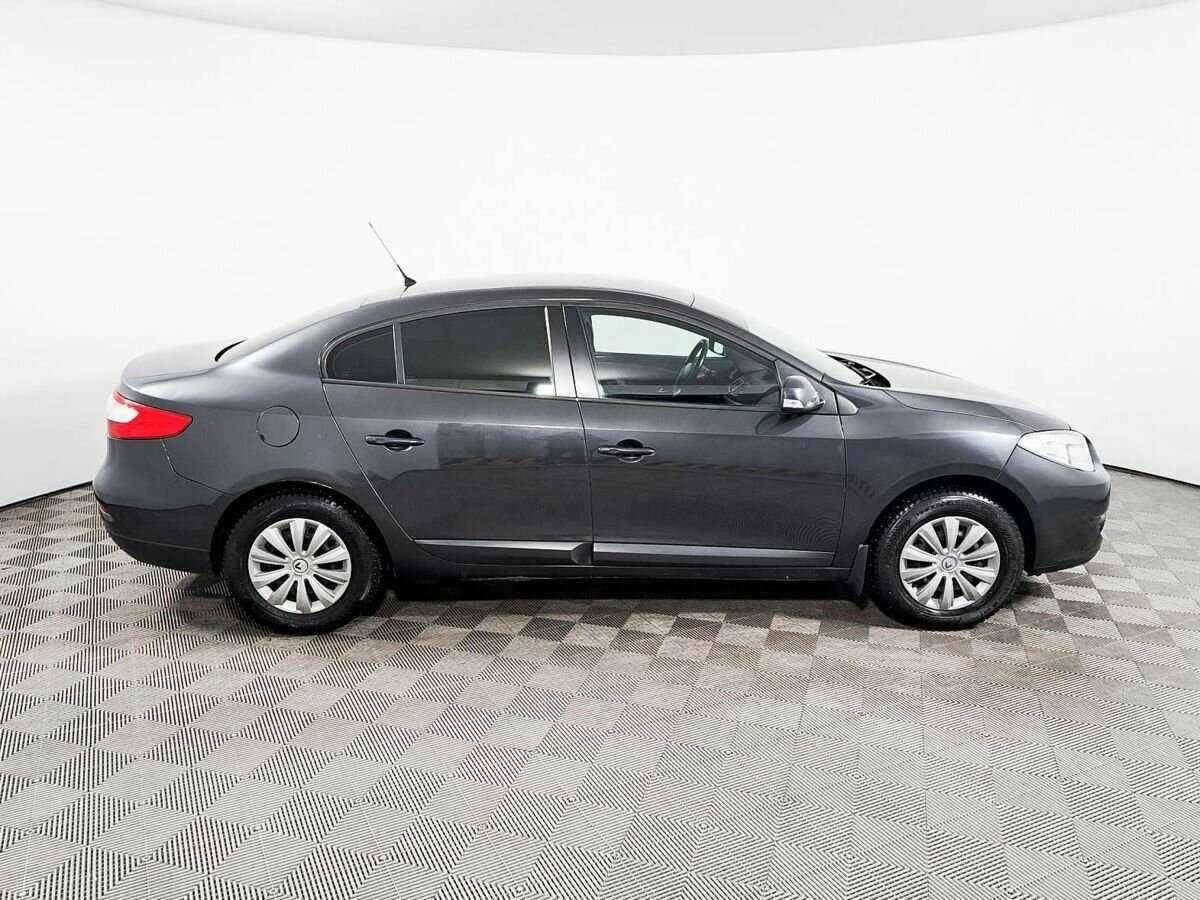 Renault Fluence с пробегом — 2012 год. Фото: #3