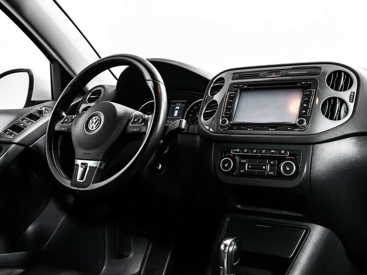 Volkswagen Tiguan с пробегом — 2012 год. Фото: #8
