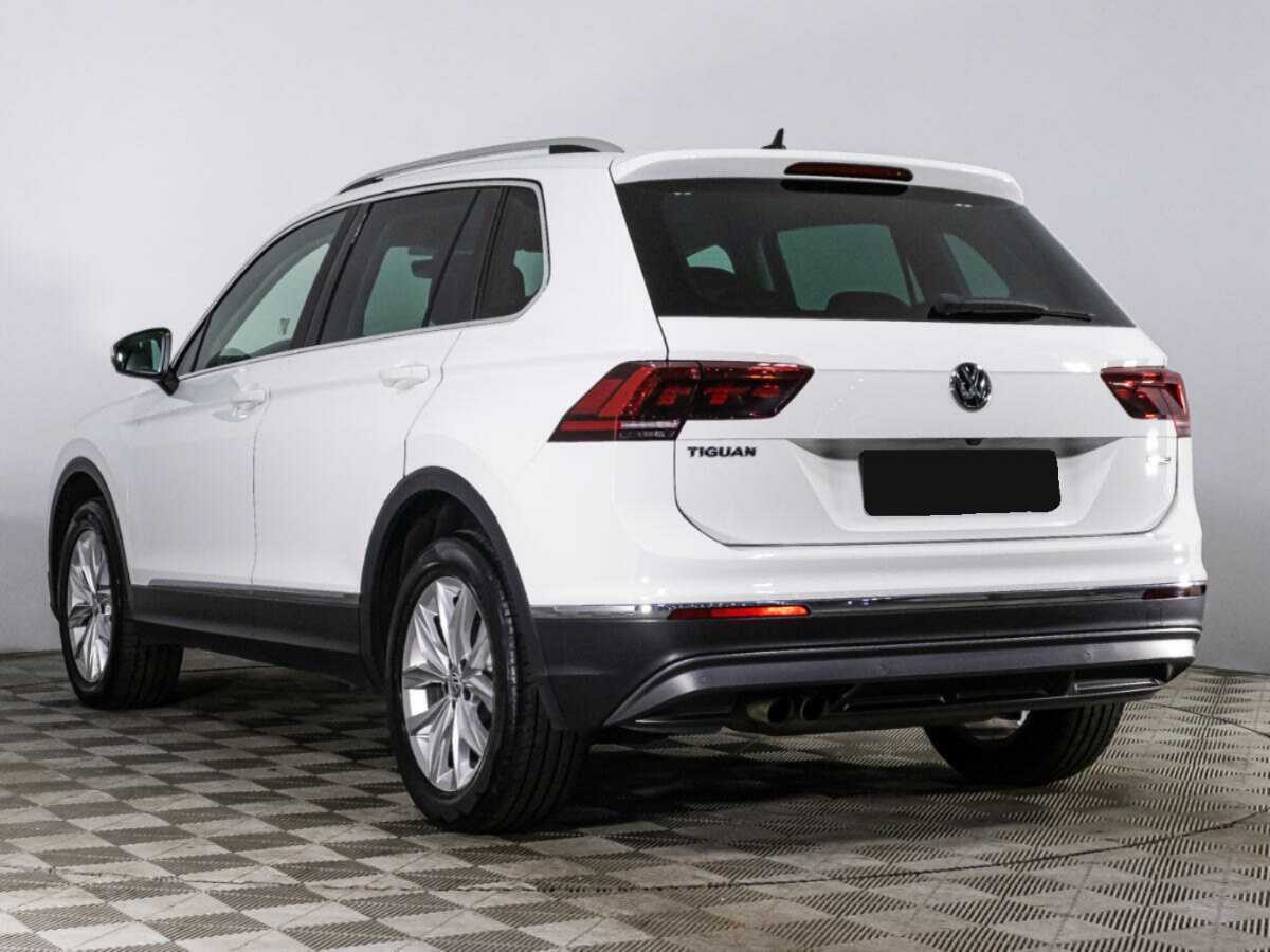 Volkswagen Tiguan с пробегом — 2018 год. Фото: #6