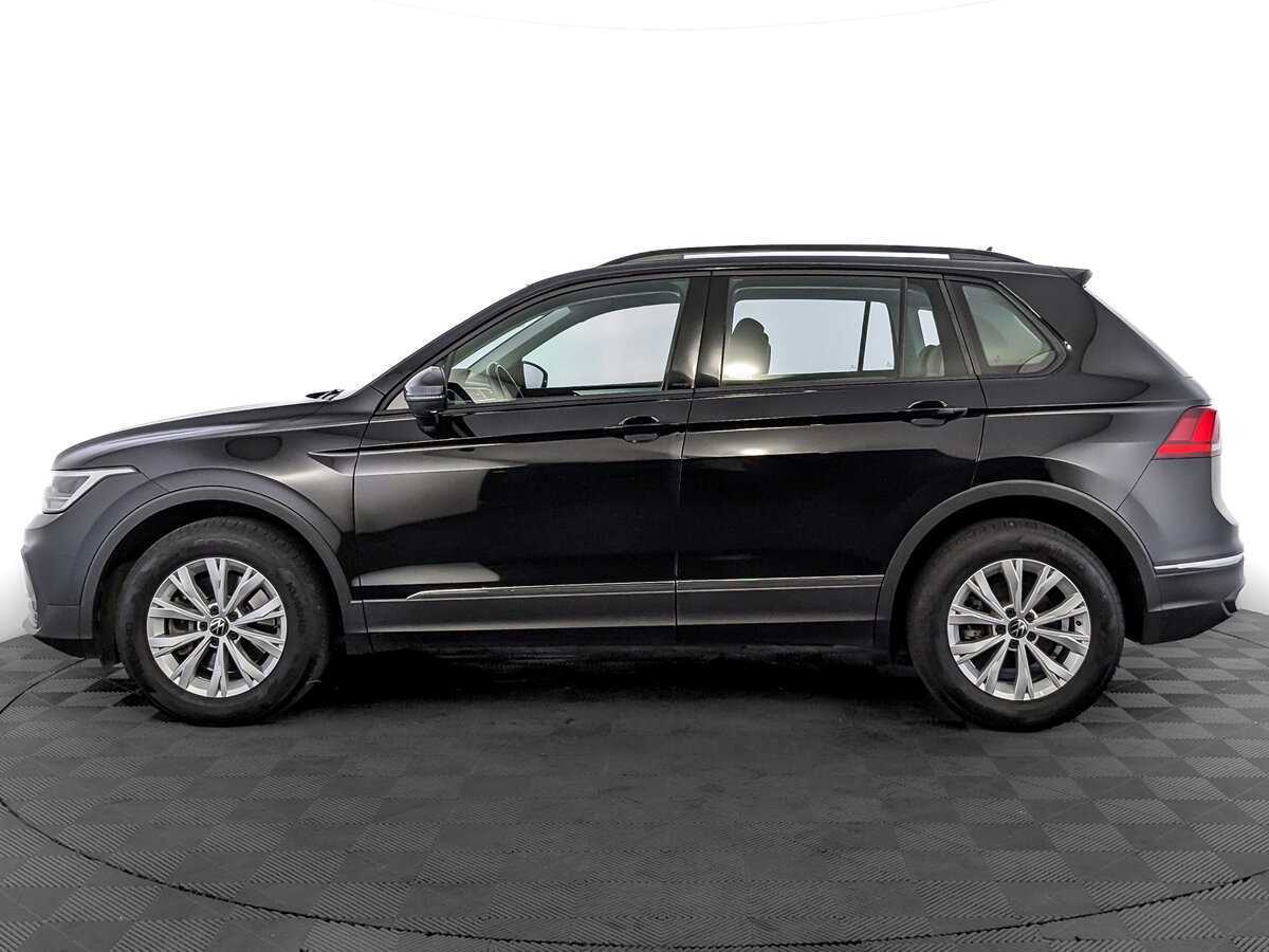 Volkswagen Tiguan с пробегом — 2021 год. Фото: #7