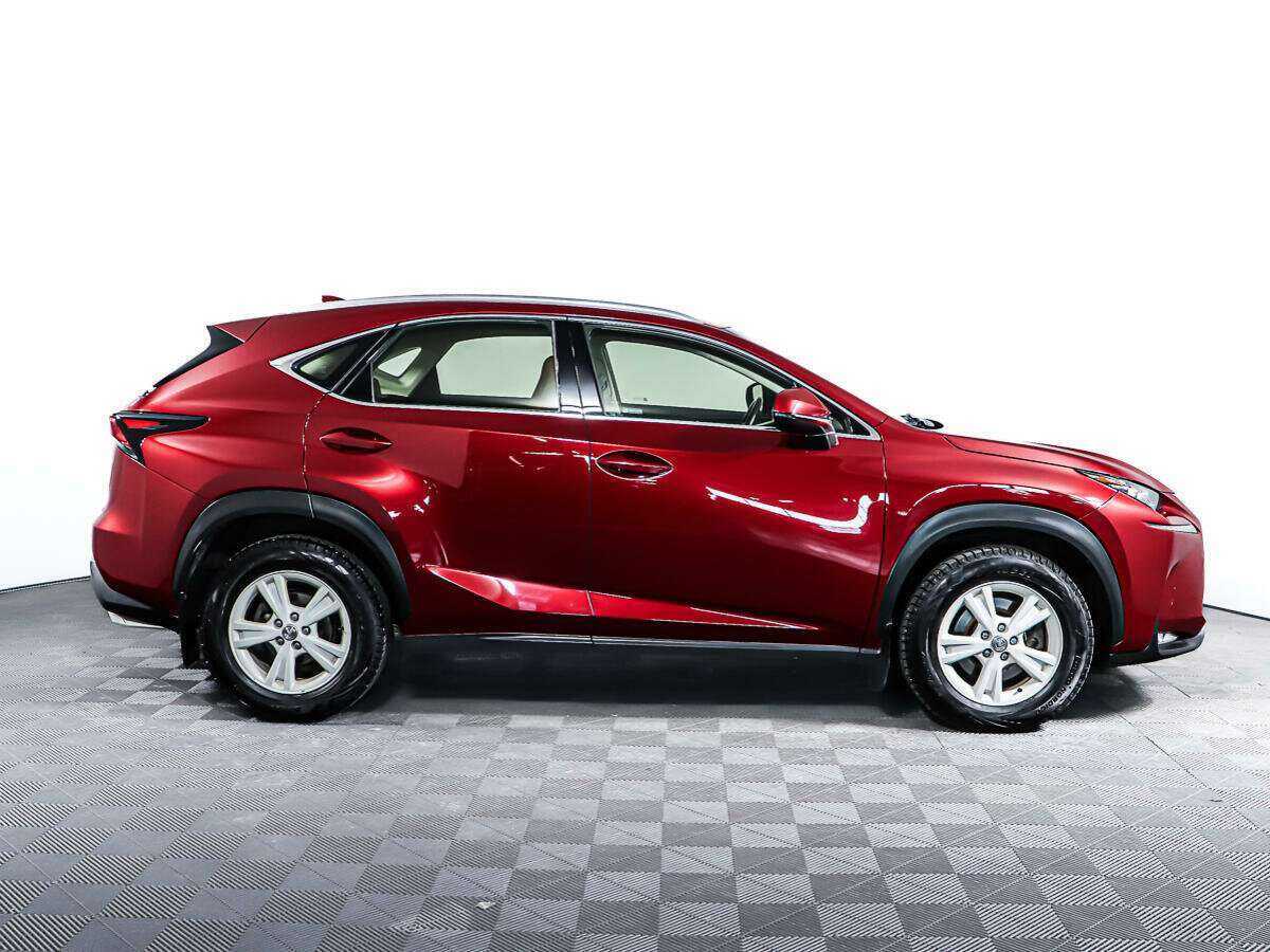 Lexus NX с пробегом — 2015 год. Фото: #3