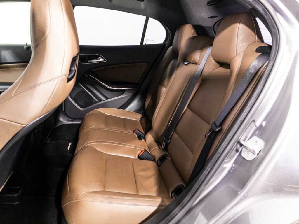 Mercedes-Benz GLA с пробегом — 2014 год. Фото: #9