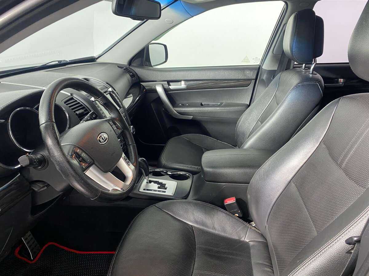 Kia Sorento с пробегом — 2011 год. Фото: #10