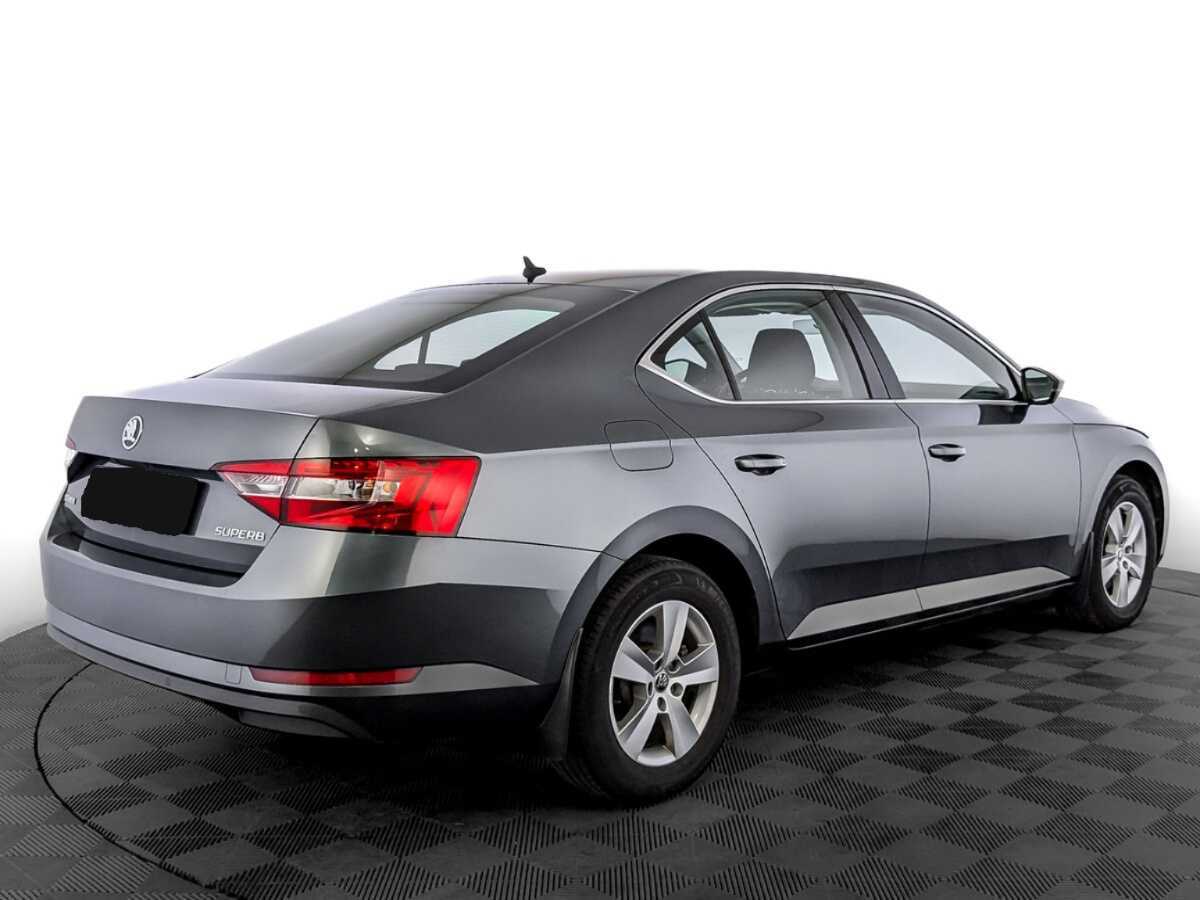 Skoda Superb с пробегом — 2018 год. Фото: #4
