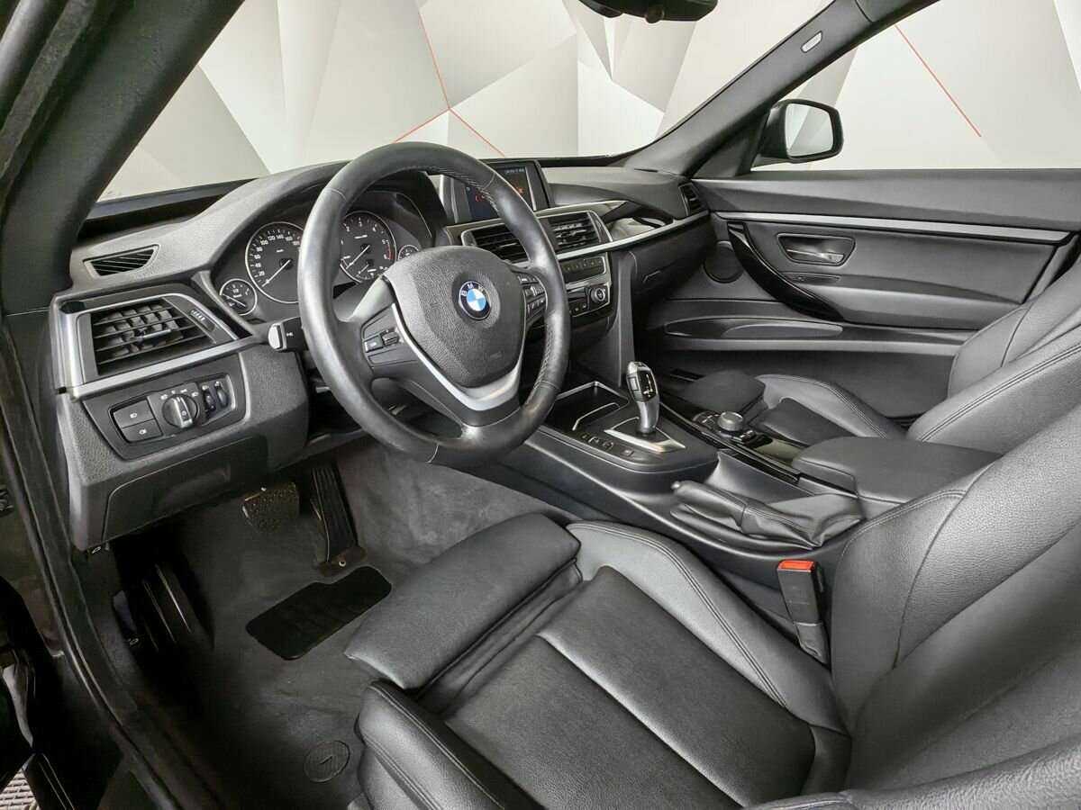 BMW 3 серии с пробегом — 2019 год. Фото: #13