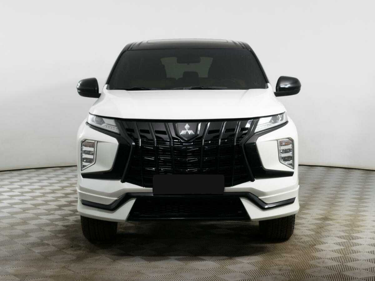 Mitsubishi Montero Sport с пробегом — 2022 год. Посмотреть фото
