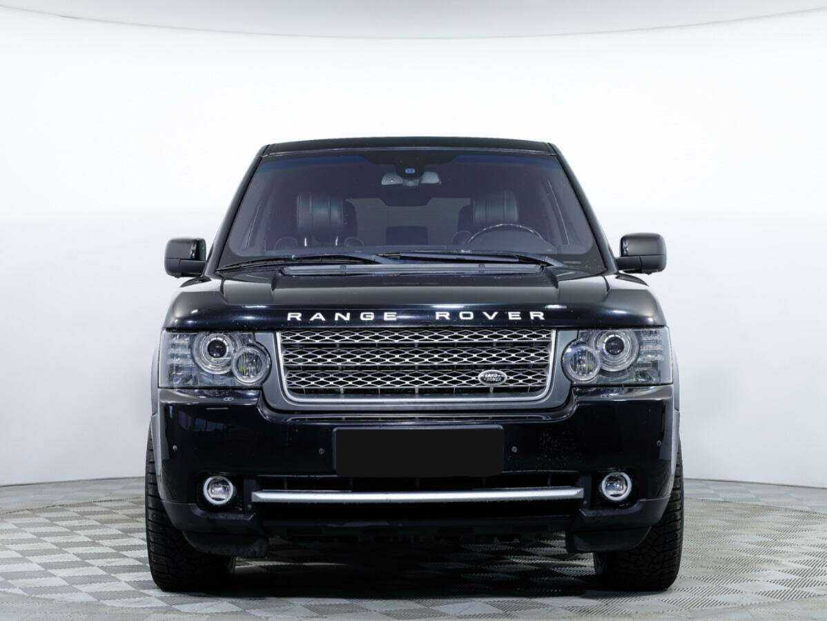 Land Rover Range Rover с пробегом — 2010 год. Фото: #1