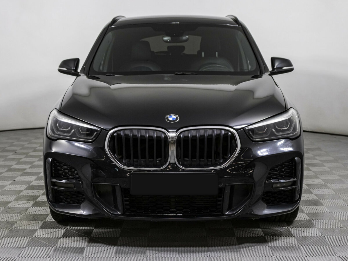 BMW X1 с пробегом — 2020 год. Фото: #1
