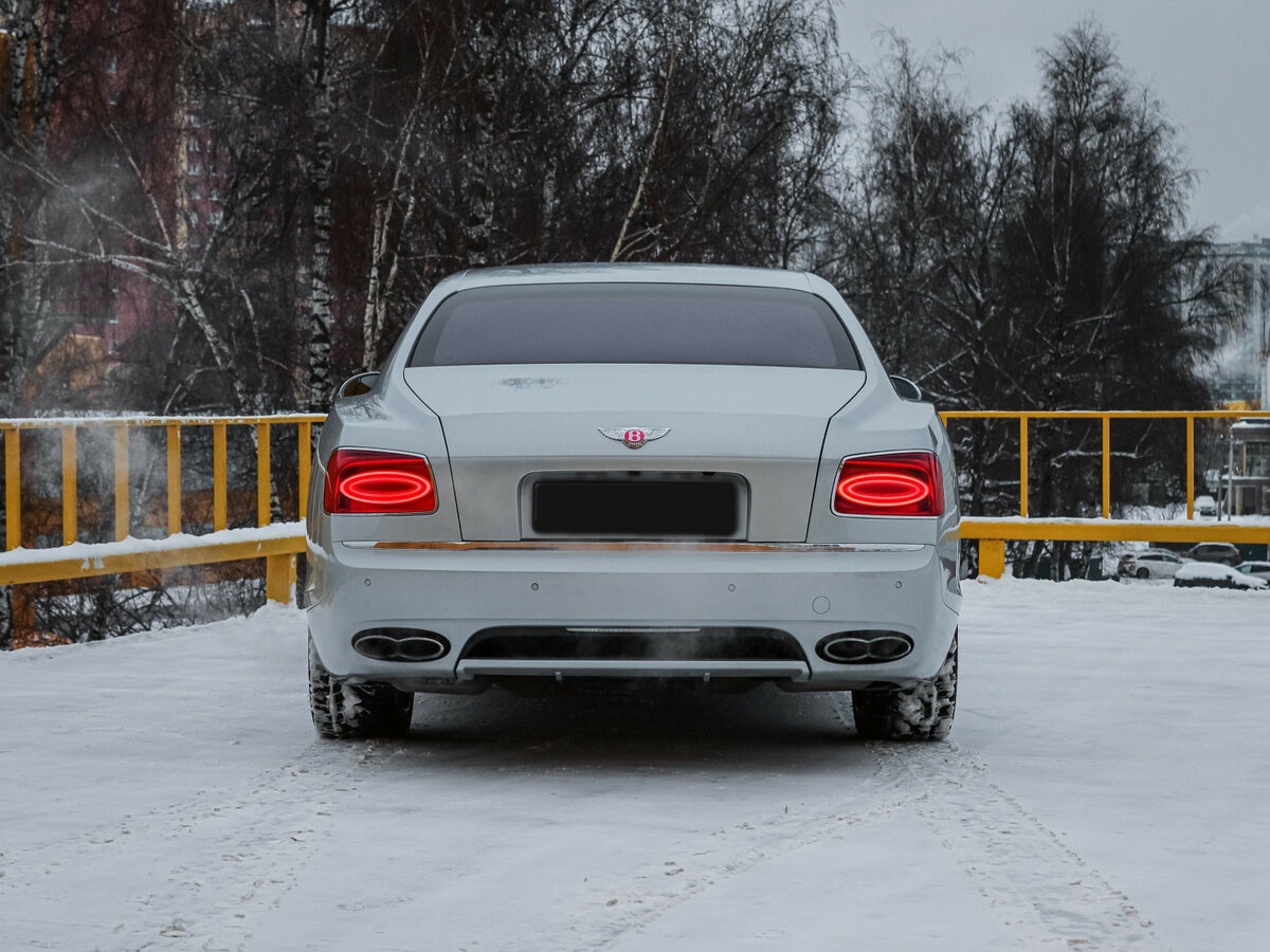 Bentley Flying Spur с пробегом — 2014 год. Фото: #4
