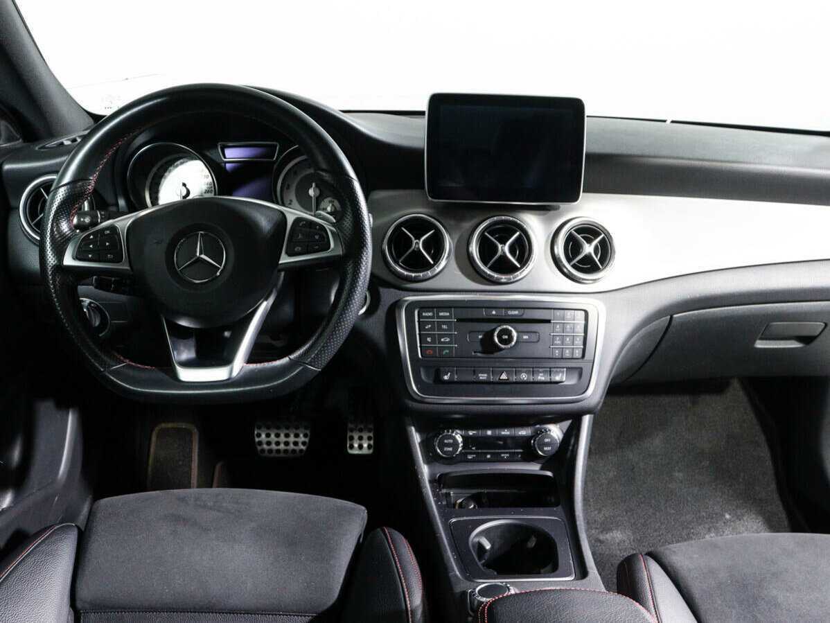 Mercedes-Benz CLA с пробегом — 2016 год. Фото: #8