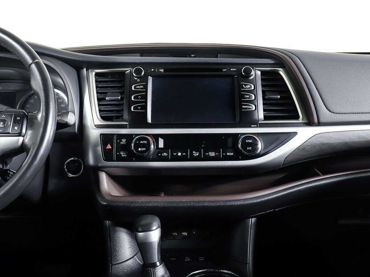 Toyota Highlander с пробегом — 2019 год. Фото: #12