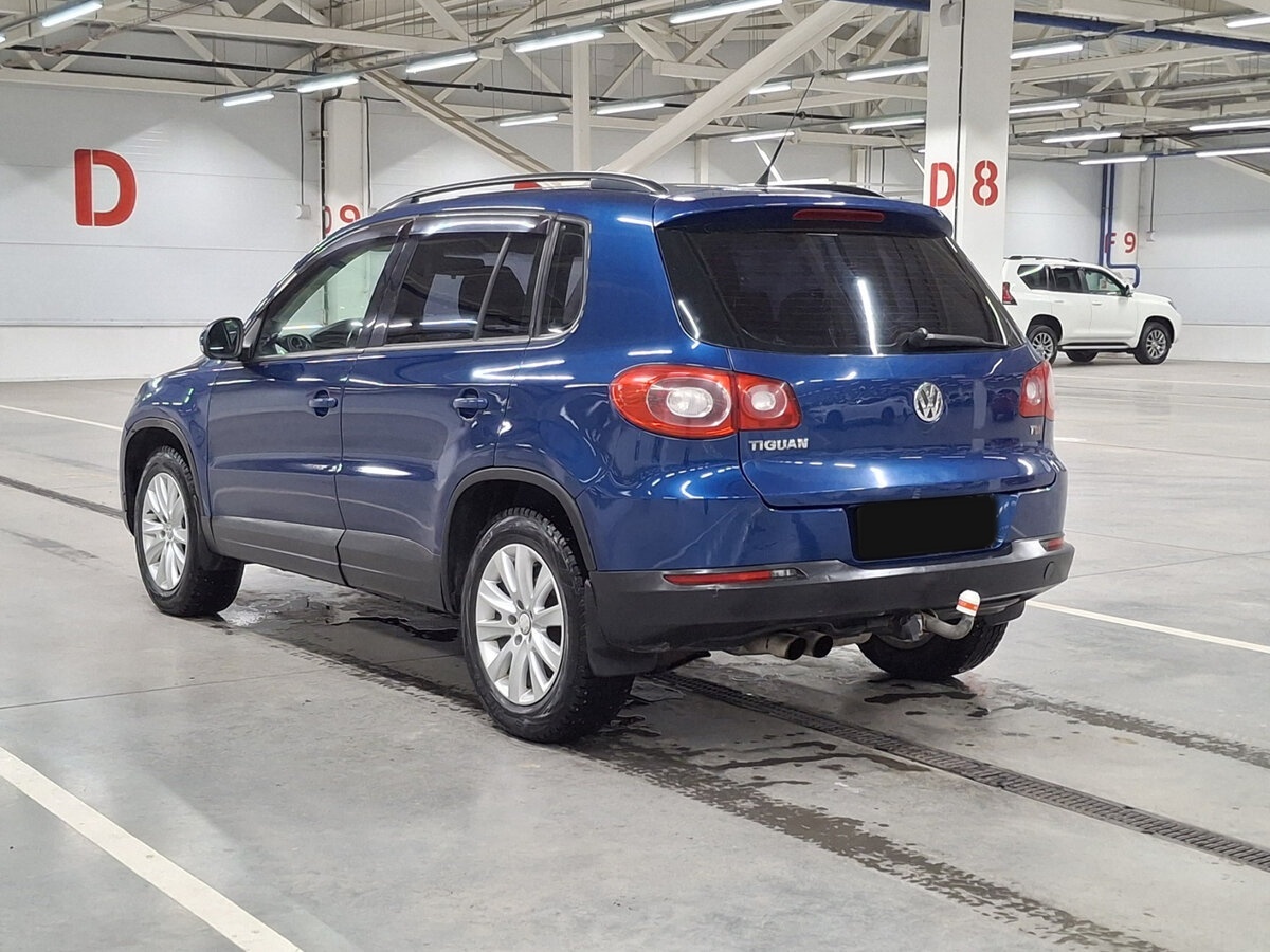 Volkswagen Tiguan с пробегом — 2010 год. Фото: #6