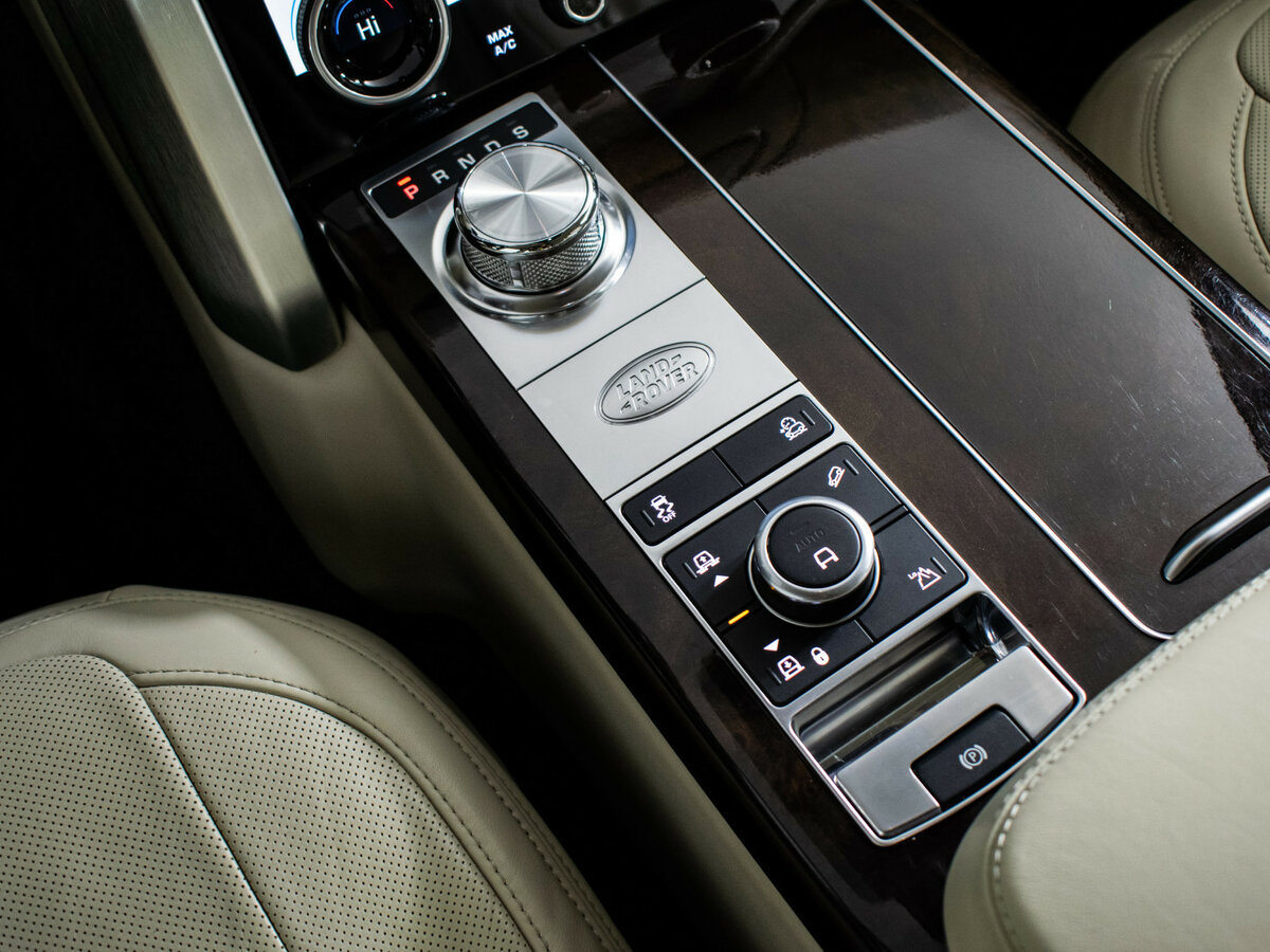 Land Rover Range Rover с пробегом — 2019 год. Фото: #20
