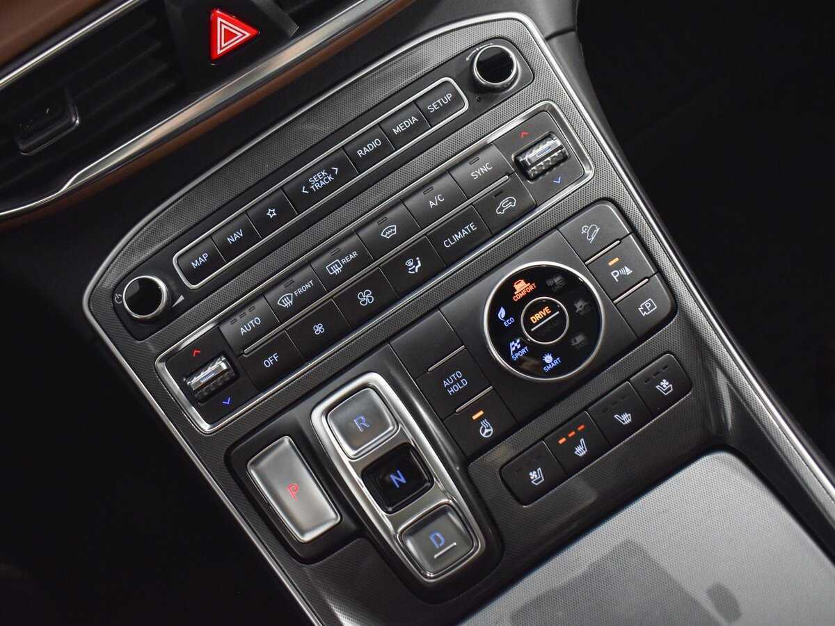 Hyundai Santa Fe с пробегом — 2021 год. Фото: #22