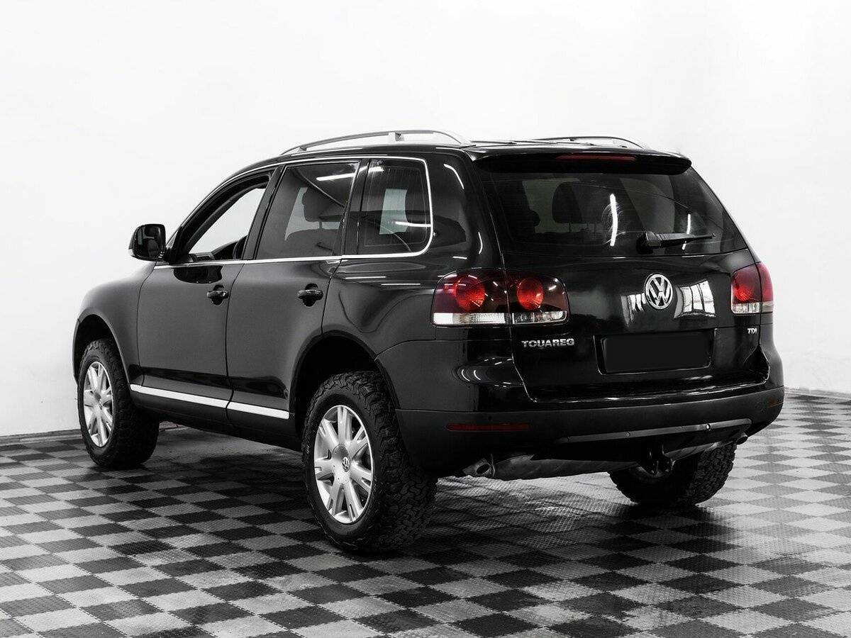 Volkswagen Touareg с пробегом — 2008 год. Фото: #3