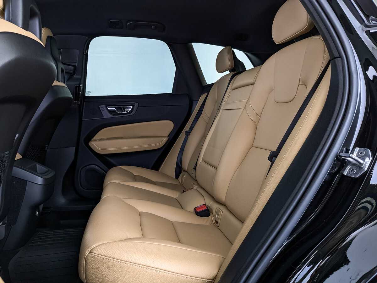 Volvo XC60 с пробегом — 2018 год. Фото: #15