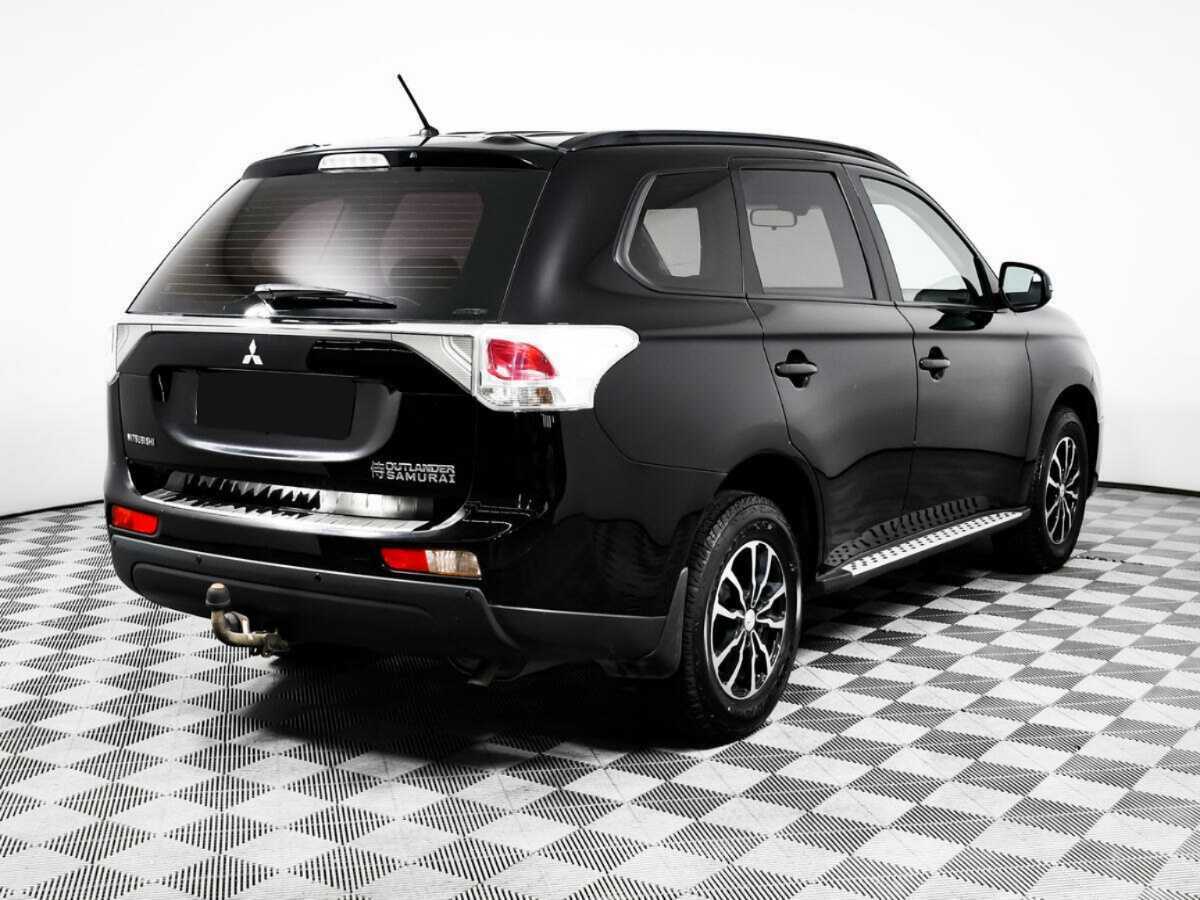 Mitsubishi Outlander с пробегом — 2013 год. Фото: #4