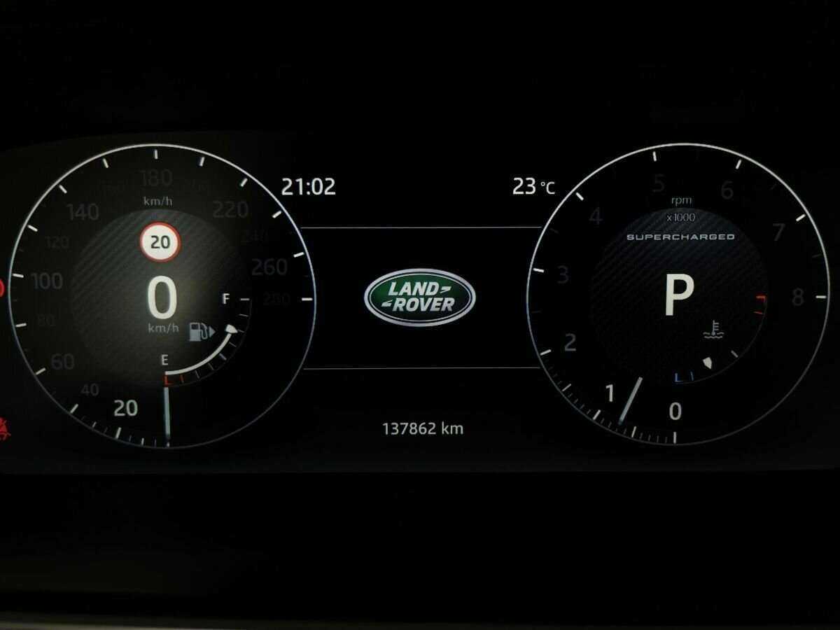 Land Rover Range Rover Sport с пробегом — 2017 год. Фото: #15