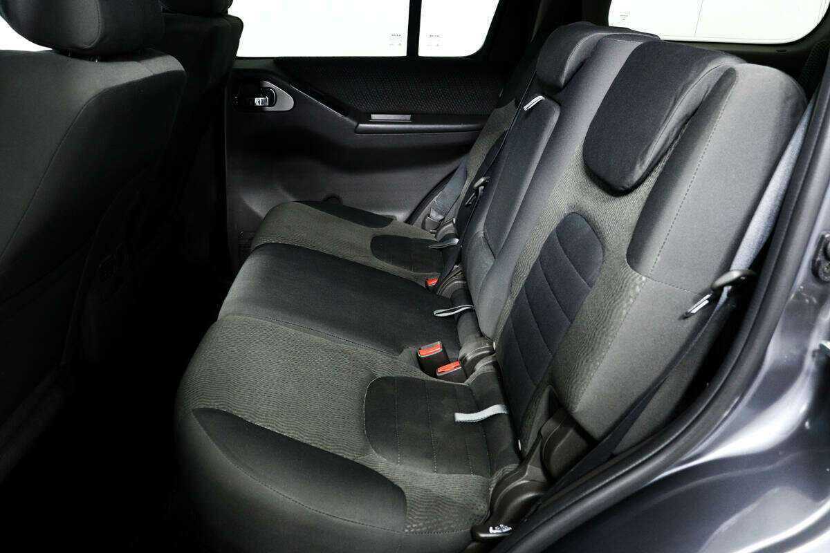 Nissan Pathfinder с пробегом — 2011 год. Фото: #11