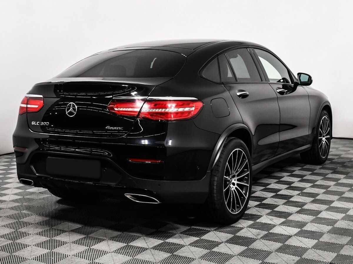 Mercedes-Benz GLC Coupe с пробегом — 2017 год. Фото: #4