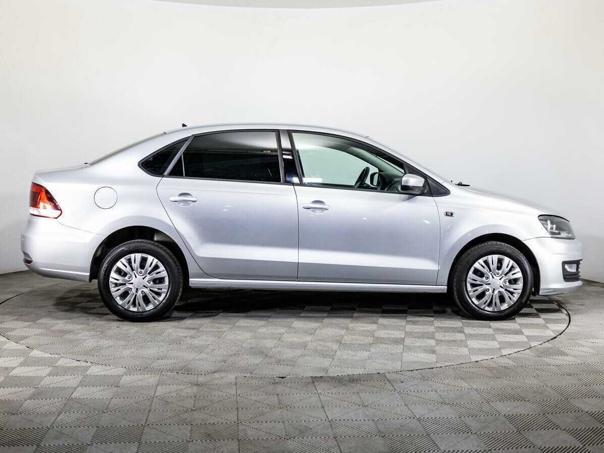 Volkswagen Polo с пробегом — 2016 год. Фото: #3