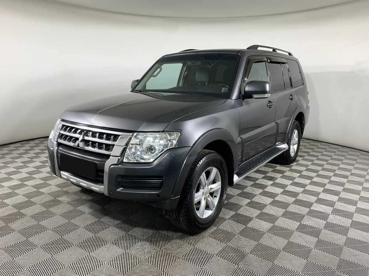 Mitsubishi Pajero с пробегом — 2015 год. Посмотреть фото