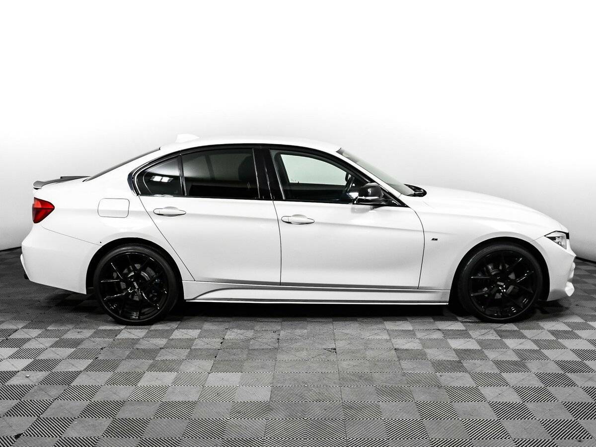 BMW 3 серии с пробегом — 2016 год. Фото: #3