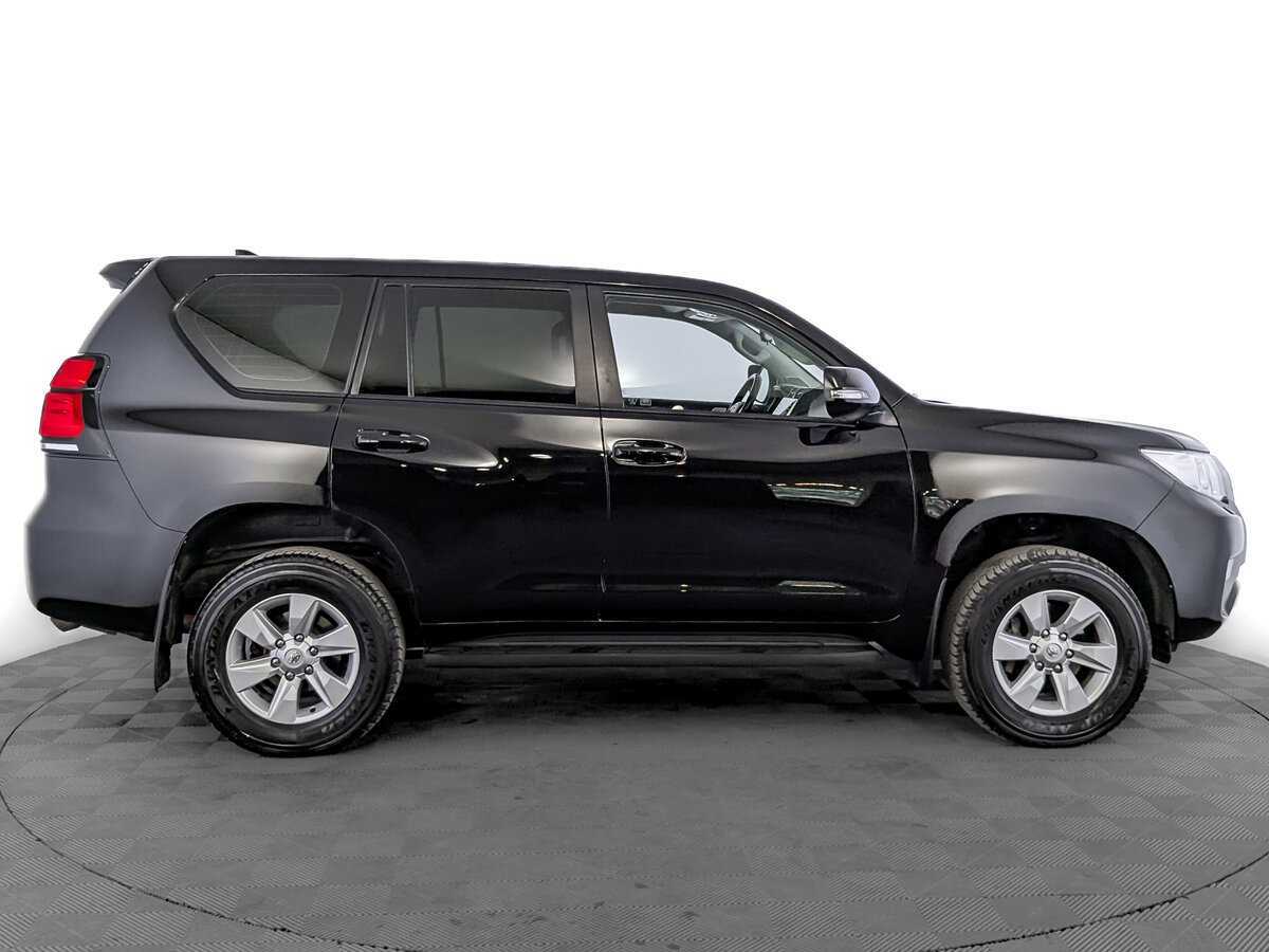 Toyota Land Cruiser Prado с пробегом — 2021 год. Фото: #3