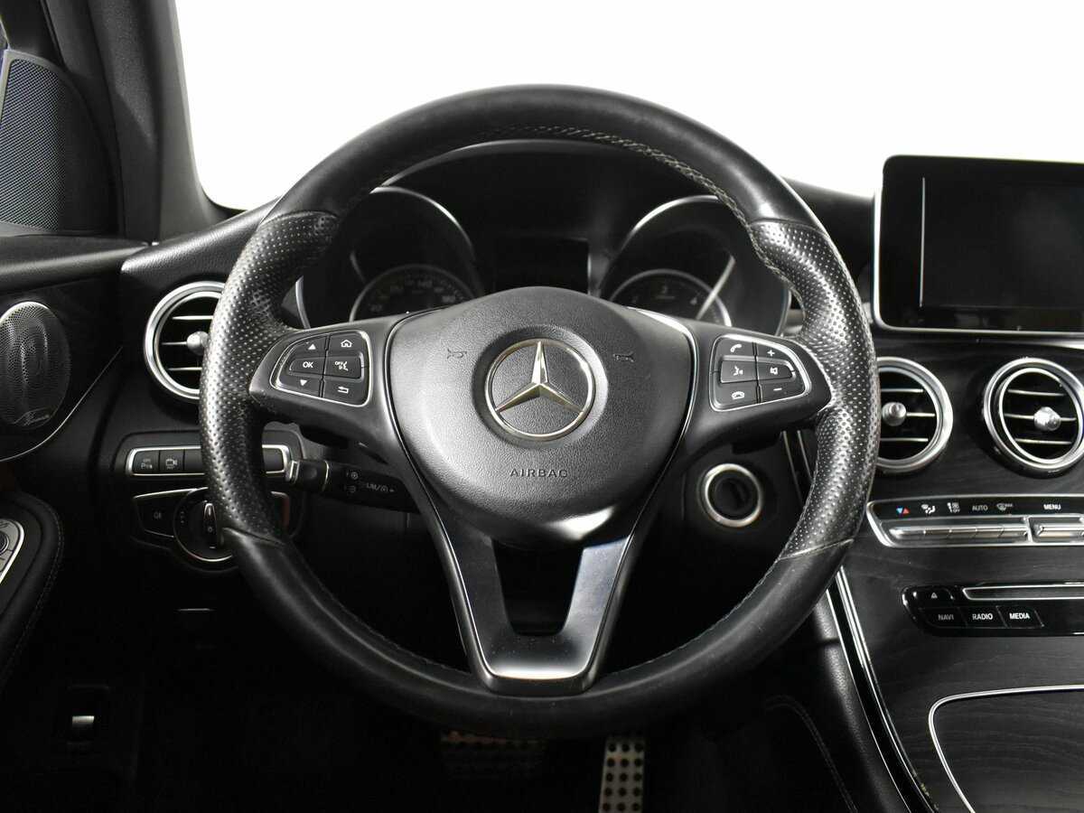 Mercedes-Benz GLC Coupe с пробегом — 2017 год. Фото: #12