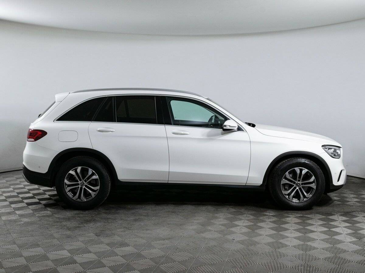 Mercedes-Benz GLC с пробегом — 2019 год. Фото: #3