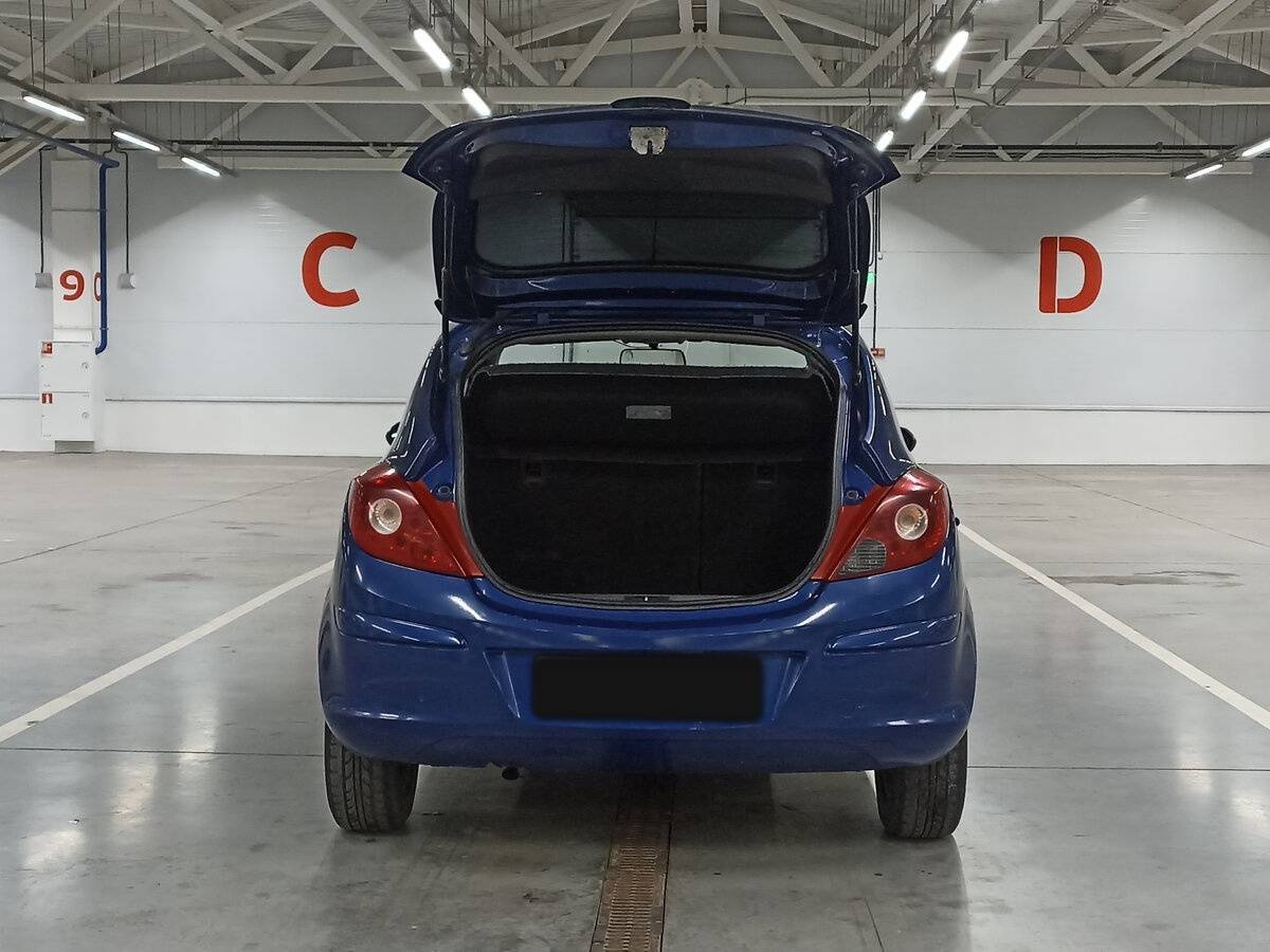 Opel Corsa с пробегом — 2007 год. Фото: #9