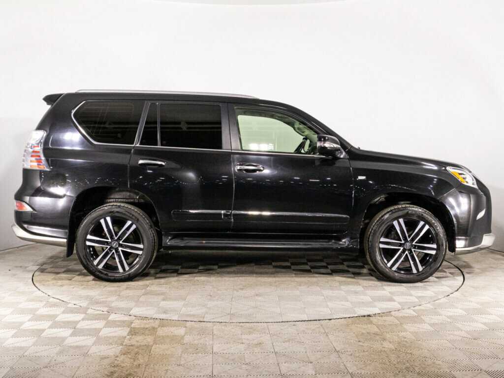 Lexus GX с пробегом — 2017 год. Фото: #3