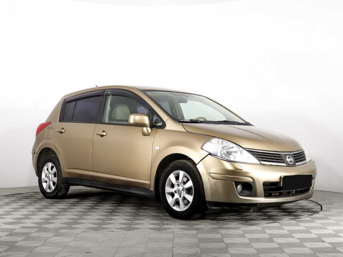 Nissan Tiida с пробегом — 2008 год. Фото: #2