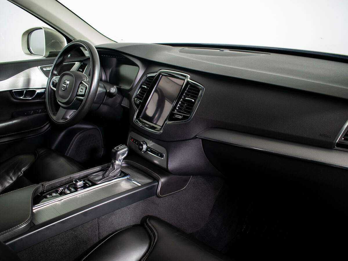 Volvo XC90 с пробегом — 2015 год. Фото: #6