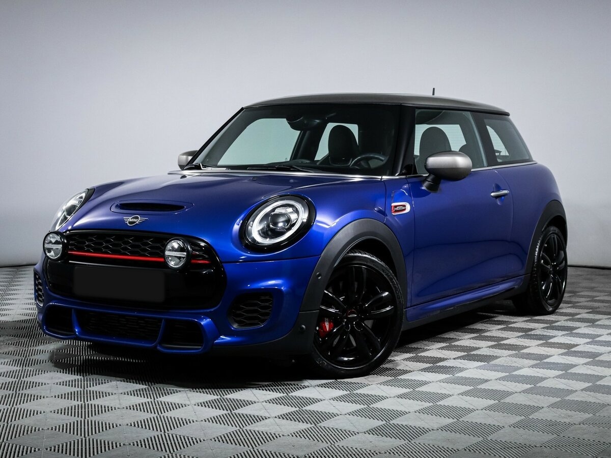 Mini Hatch с пробегом — 2019 год. Посмотреть фото