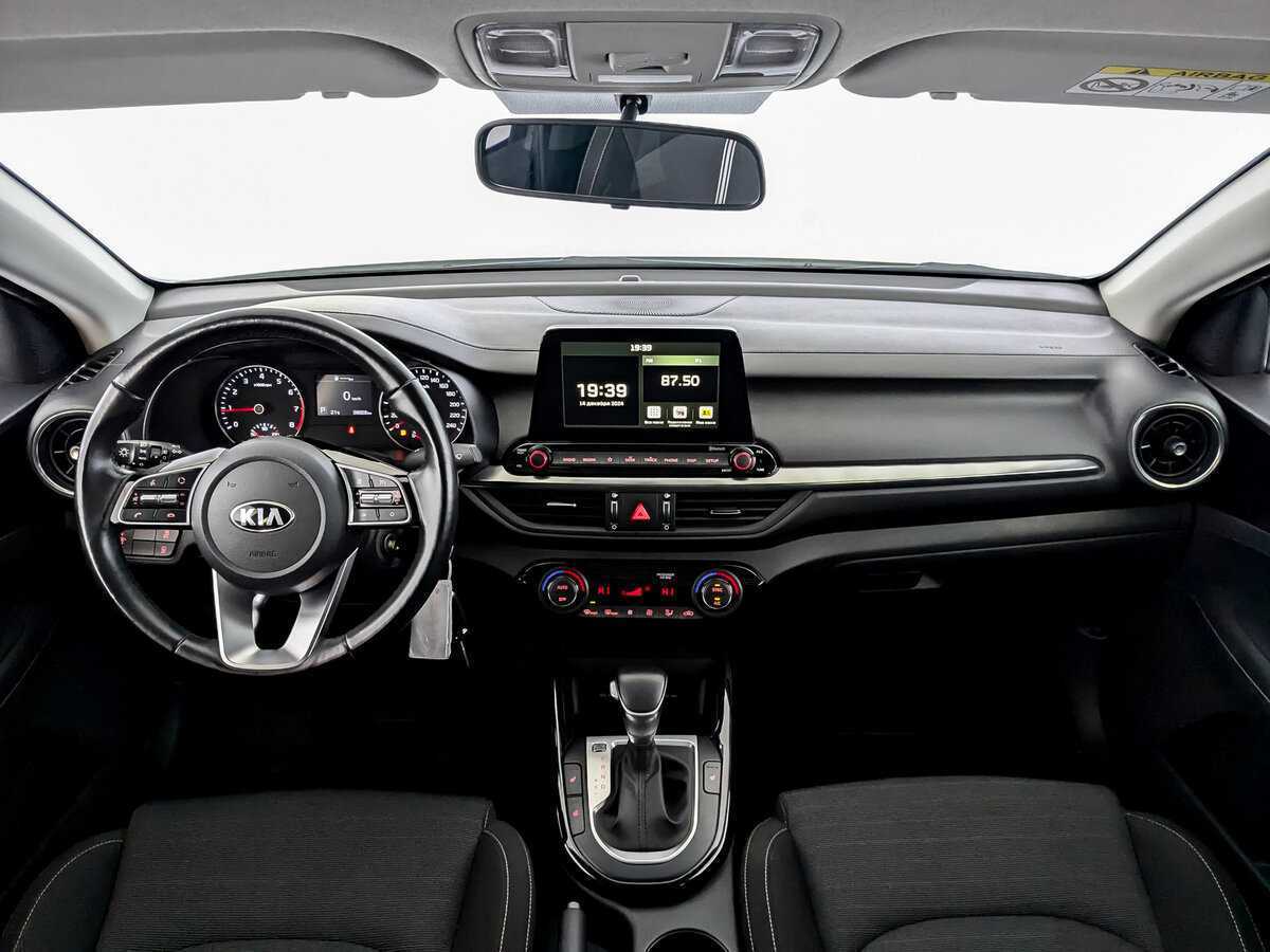 Kia Cerato с пробегом — 2020 год. Фото: #13