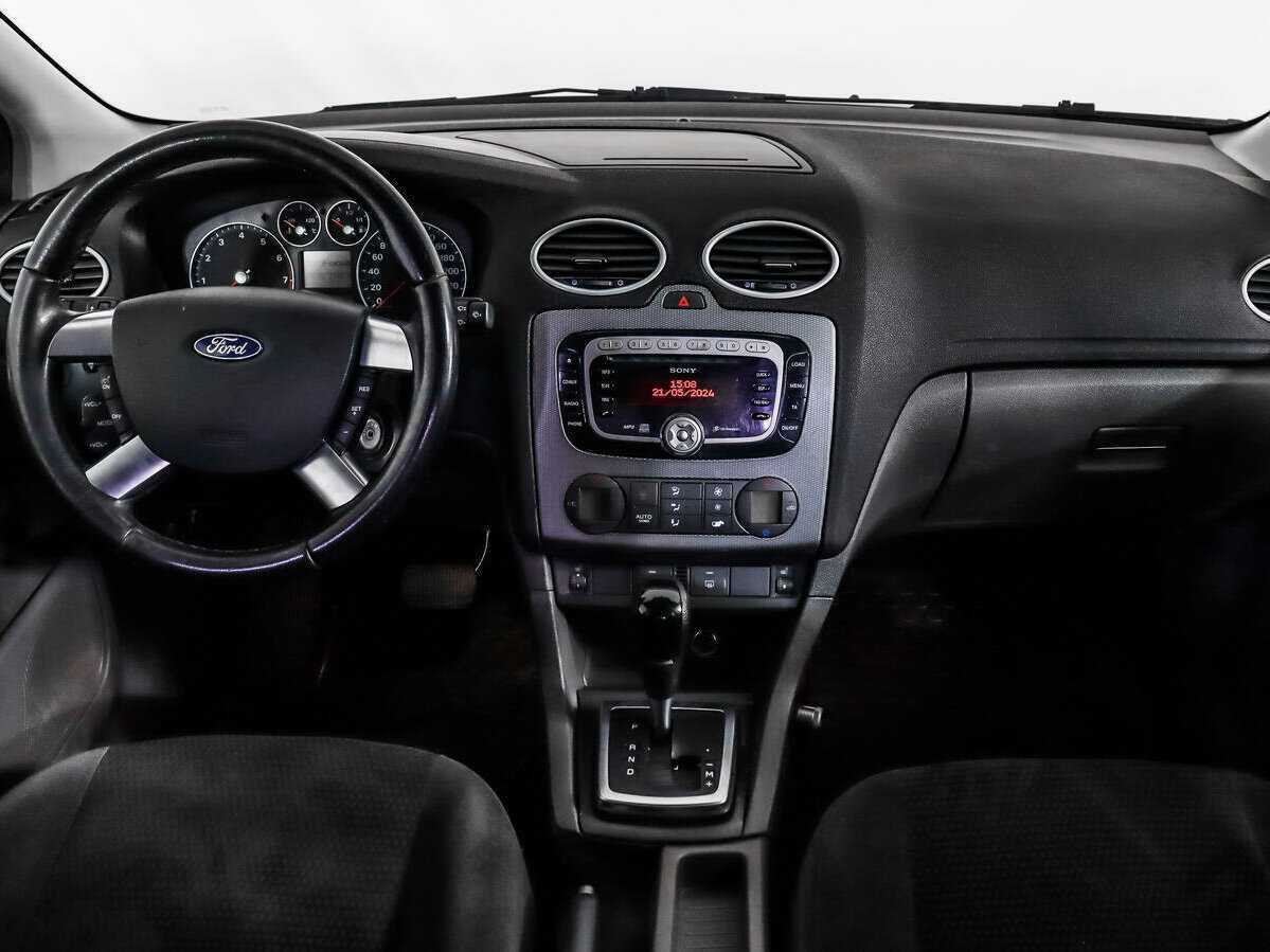 Ford Focus с пробегом — 2006 год. Фото: #11