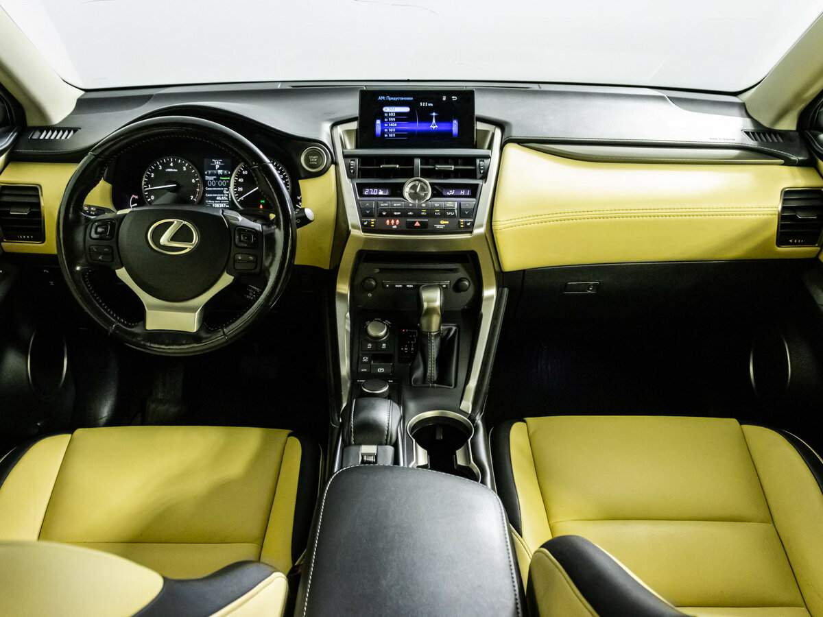 Lexus NX с пробегом — 2015 год. Фото: #10