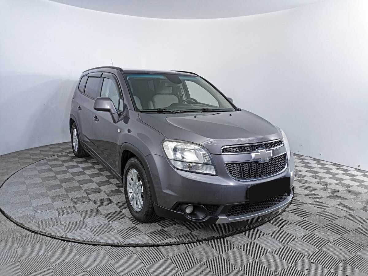 Chevrolet Orlando с пробегом — 2013 год. Фото: #2