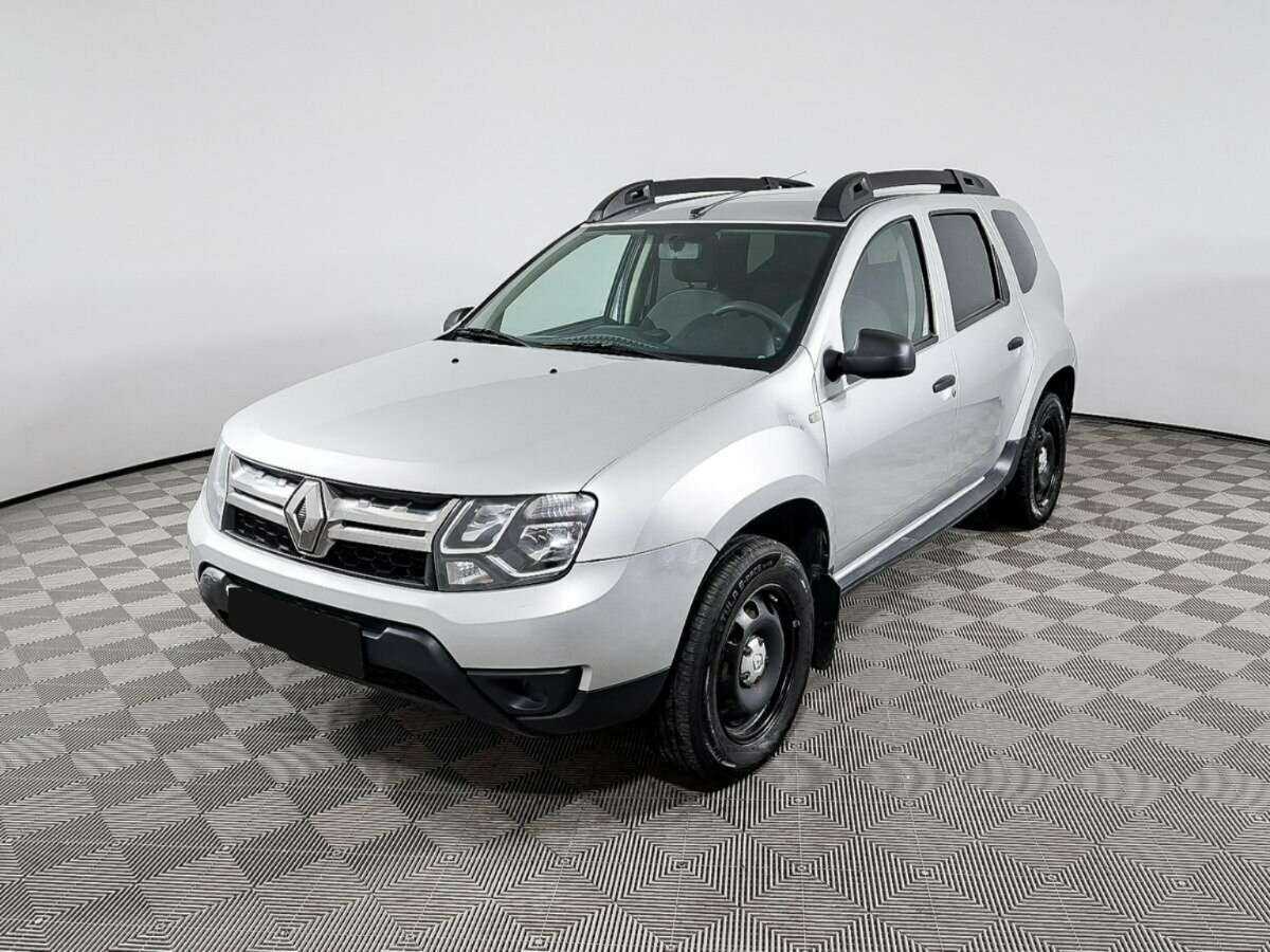 Renault Duster с пробегом — 2016 год. Посмотреть фото