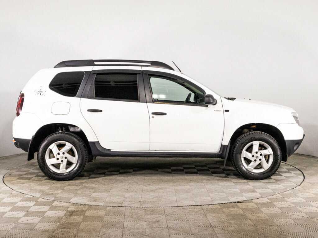 Renault Duster с пробегом — 2014 год. Фото: #3
