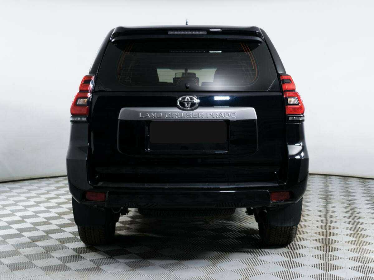 Toyota Land Cruiser Prado с пробегом — 2018 год. Фото: #5