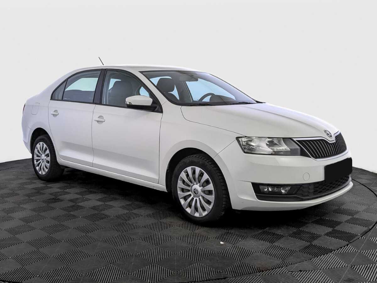 Skoda Rapid с пробегом — 2019 год. Фото: #2