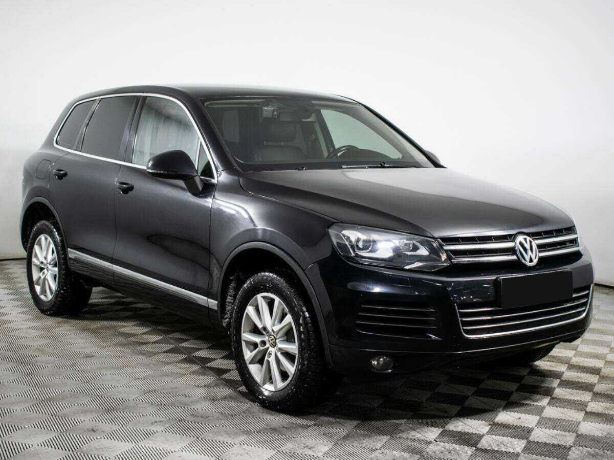 Volkswagen Touareg с пробегом — 2012 год. Фото: #2