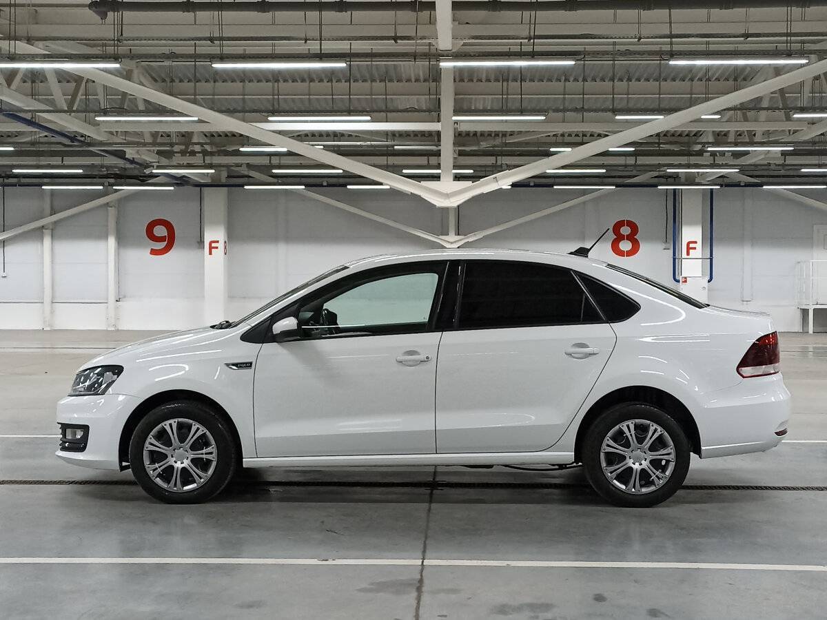 Volkswagen Polo с пробегом — 2018 год. Фото: #7