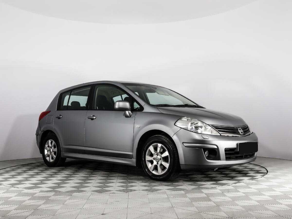 Nissan Tiida с пробегом — 2010 год. Фото: #2